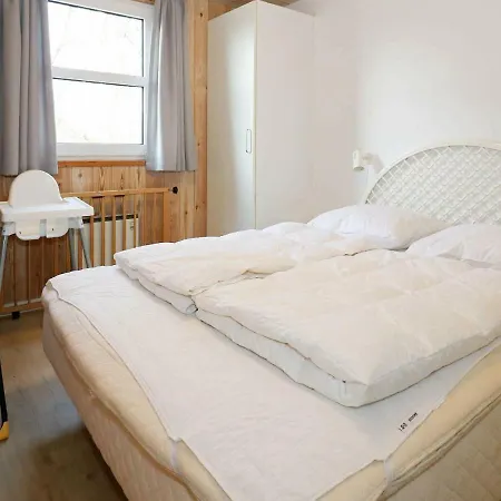 10 Person In Hadsund-by Traum Nørre Hurup