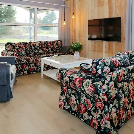 10 Person In Hadsund-by Traum Nørre Hurup